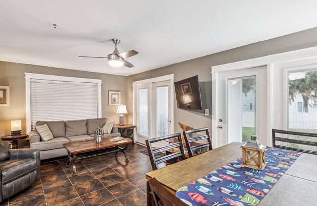 NEW LISTING! Grand Caribbean 101E Condo -50 Yards from the Beach - NO HASSLE CHE