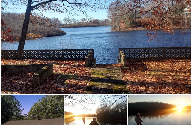 NEW Listing: LAKEFRONT Home w/ Dock, Theater Room, Firepit. Near Mystic, Casinos