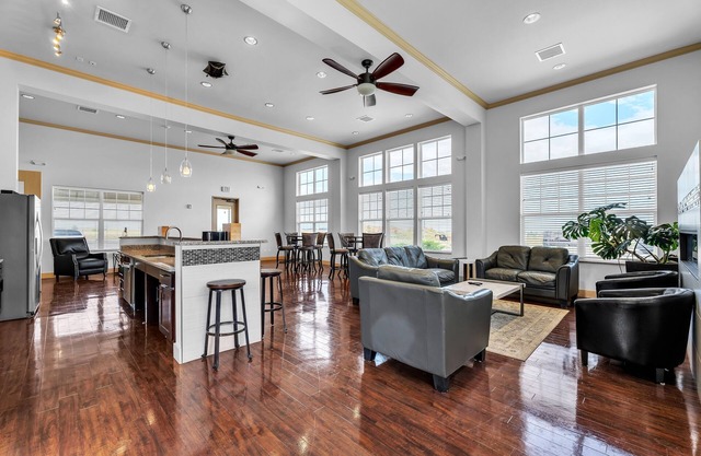 NEW LISTING! Luxurious 1 Bed 1 Bath Apartment at The Meadows-Pet Friendly by FlexHaus