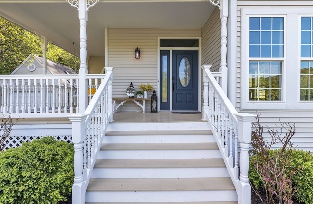 NEW LISTING! Luxury Golf Retreat with HOT TUB Near Dreamy Wedding Venues by RedAwning