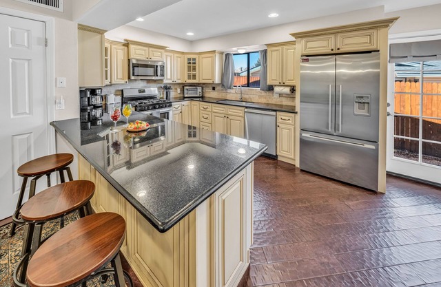 New Listing Old Town Zen 3 Bed 2 Bath Near Tons Of Attractions