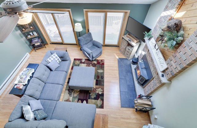 New Listing: On the Rocks in the Hideout