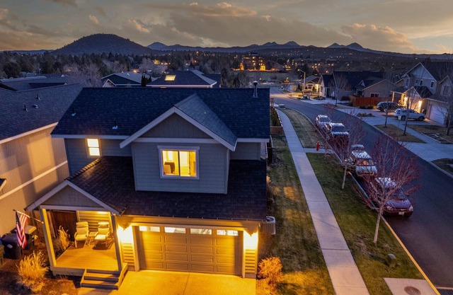 New Listing! Private Hot Tub ~ Mountain Views