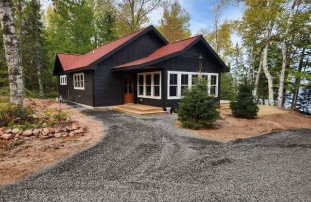 New Listing!!! Ripple View is available for guest stays on Lake Superior!