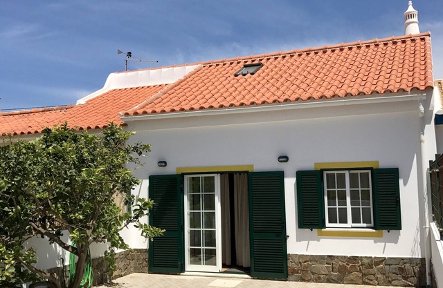 * NEUE AUFZEICHNUNG * Sagres House - Große Terrassen, gratis WiFi, KabelTV, privater Parkplatz