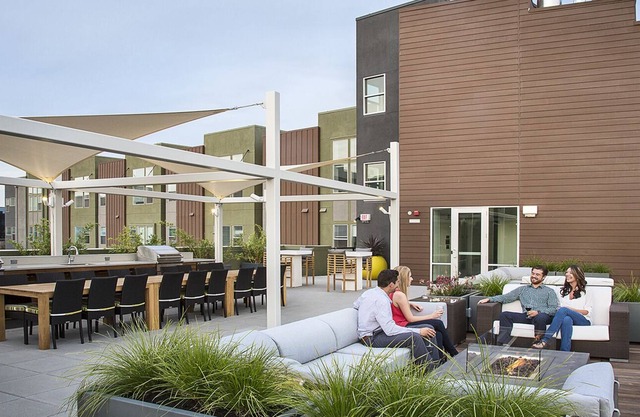 New Listing! Studio! Steps to Downtown Walnut Creek | Rooftop Pool