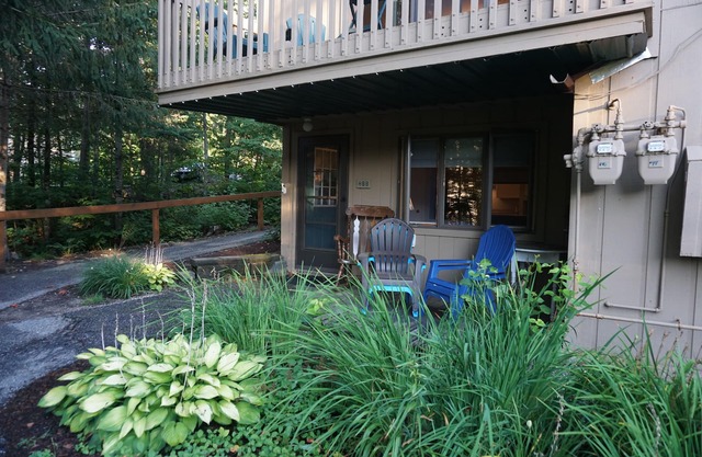 New Listing Waterville Valley Vacation Condo Close to Town