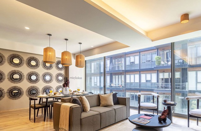 New Luxurious 3BR Apt