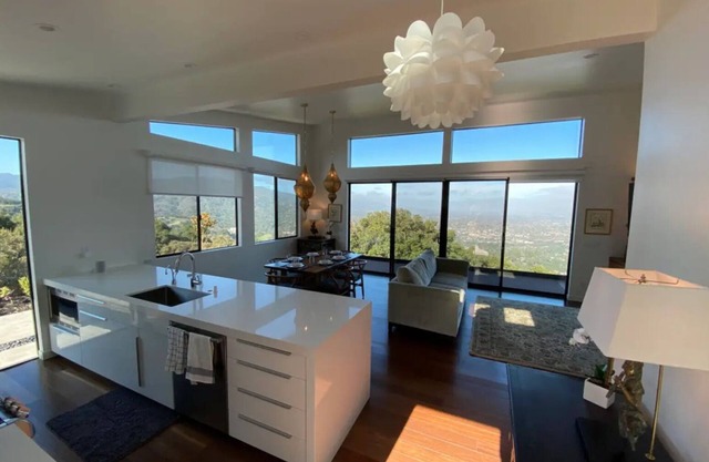 Neues Luxushaus mit 2 Schlafzimmern und atemberaubender Aussicht