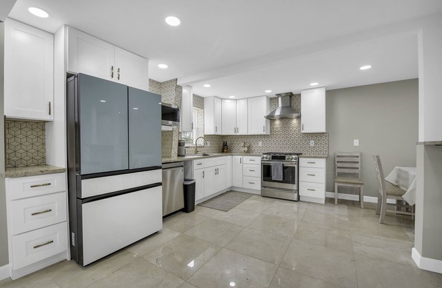 New Luxury 3 Bedroom /2.5 Baths ready to move in!