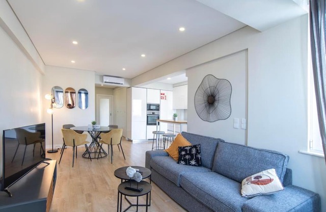 NEW - Luxury & bright apartment Lisbon