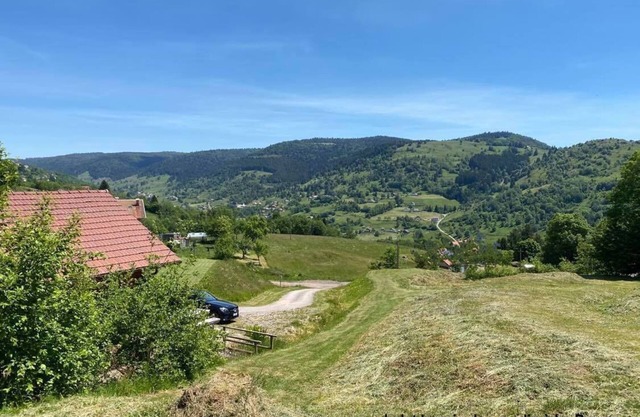 Neues Luxus-Chalet "Die Ecke des Paradieses" Spa Sauna Billard Tischtennis Wifi