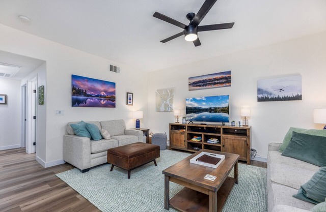 New Mesquite Mountain Condo by J & Amy BL 992350