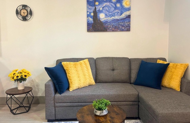 New modern 1 bedroom suite with kitchen and laundry