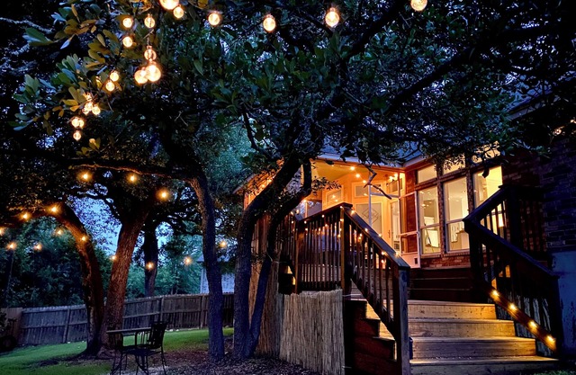 ☆NEW! Modern Boho 4 BD w/Backyard Retreat Near Lake! ☆