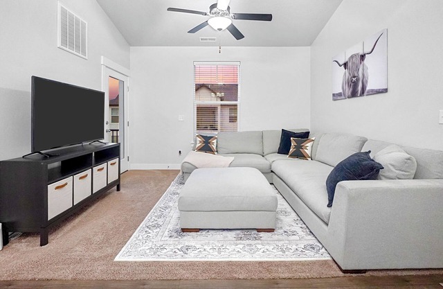 New Modern Condo in the heart of Lehi!!
