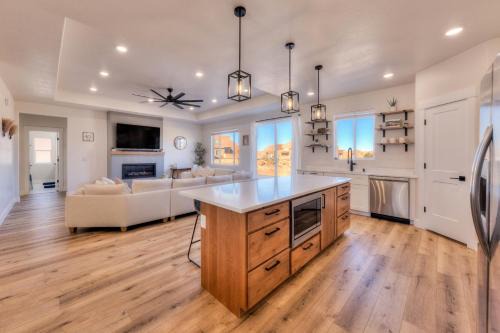 New & Modern Escape