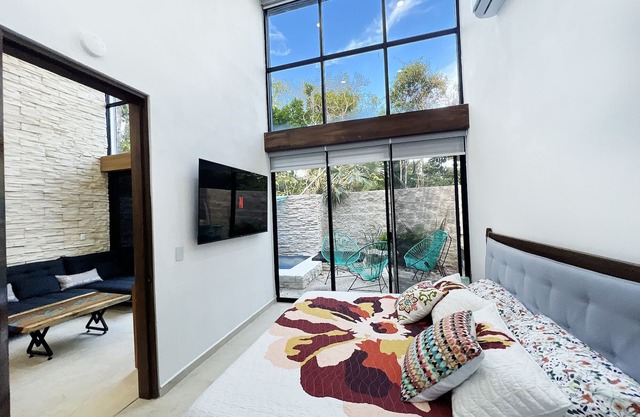 NEW Modern Home w/Private Pool ~10 mi to the beach