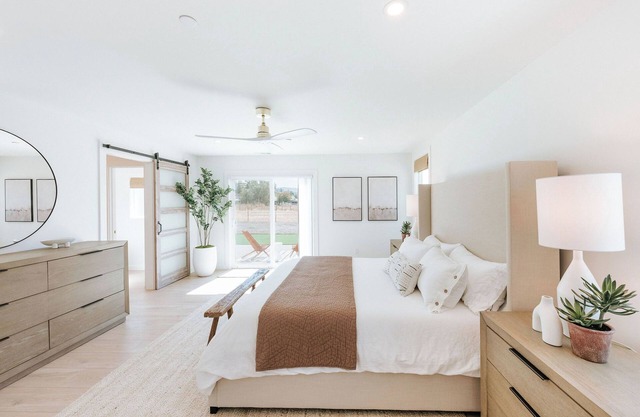 New Modern Home on 0.6 acre 4BR, 2BA, Peaceful, Santa Rosa
