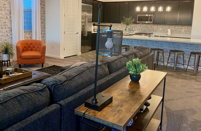 NEW Modern Home/Upscale55+/Summerlin/Club House/Pickleball