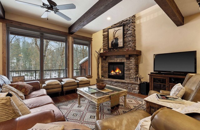 New! Next to Swan River, Flathead Lake, Downtown Bigfork