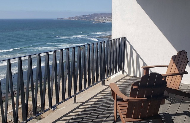 New Oceanfront Condo in El Sauzal/Ensenada, 15 minutes away from El Valle