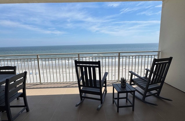 NEW Beach Condo. Check the reviews of our other VERY popular property 111494
