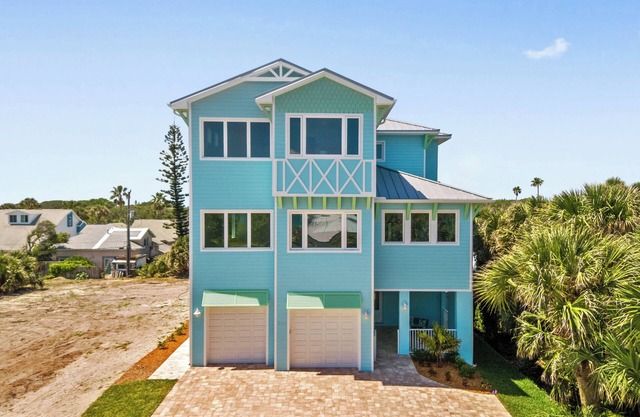 New Ocean View Beach House with a Heated Private Pool! Park Here Walk Everywhere
