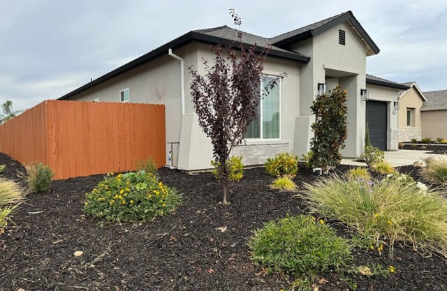New One-Story Home * Quiet Neighborhood