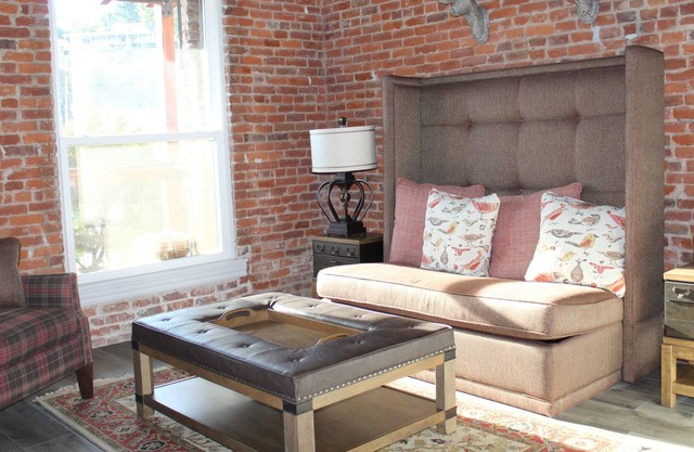NEW Overnight Accommodations on Main St. Jackson