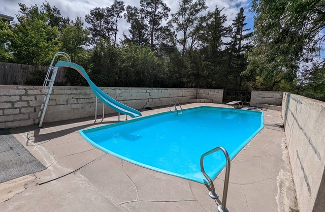 NEW! Pool House at Lake Mac