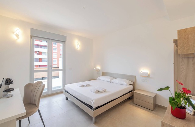 20 minutes from Milan private room with balcony and private bathroom