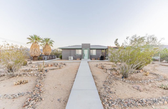 NEW PROPERTY! The Cactus Villas at Joshua Tree National Park - Pool, Hot Tub, Outdoor Shower, Fire Pit