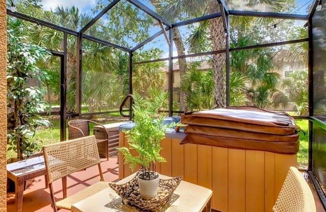 NEW! Relaxing Townhome Near Disney w/Pool, Spa, & Resort Amenities