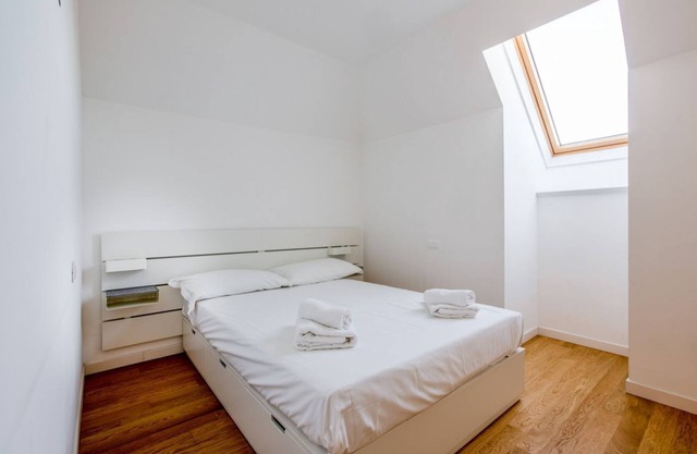 NEW! Renovated APT with 2 terraces, WIFI & A/C!
