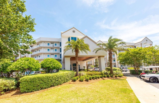 New Rental-The Moorings-Beautiful Bay Views-Orange Beach-Signature Properties