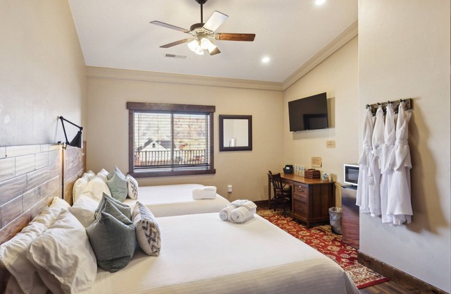 NEW! Room 24 - Bryce Canyon by Zion Cliff Lodge