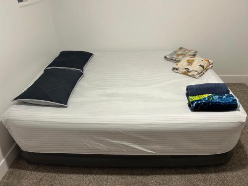 New Room with Airbed Mattress Queen in Down Floor