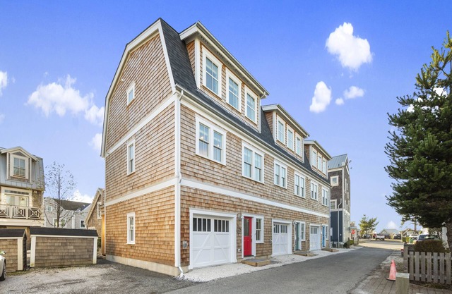 *New* Seabrook's Land Ahoy, ocean view!