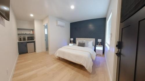 New Studio 5 Min to Lake CDA And 7 Min to Kootenai Hospital