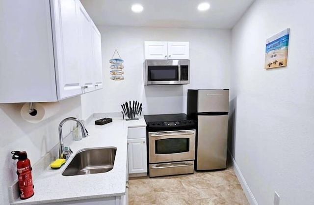 New Studio Across the Beach!