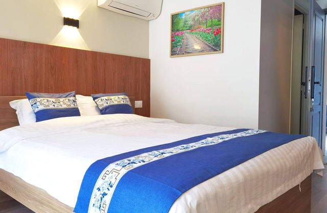 New studio with AC / free charging parking(NO.1)