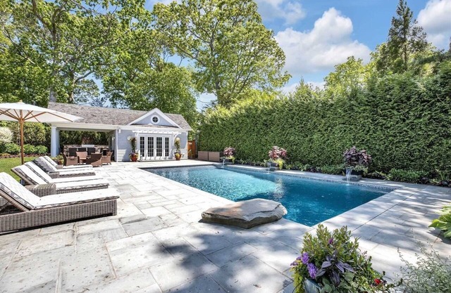 New Suffolk Compound w/ Private Pool