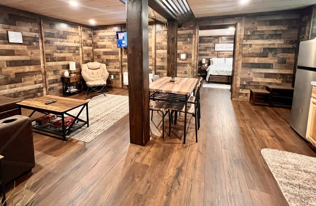 New suite. Direct ATV/ Snowmobile access in the mountains