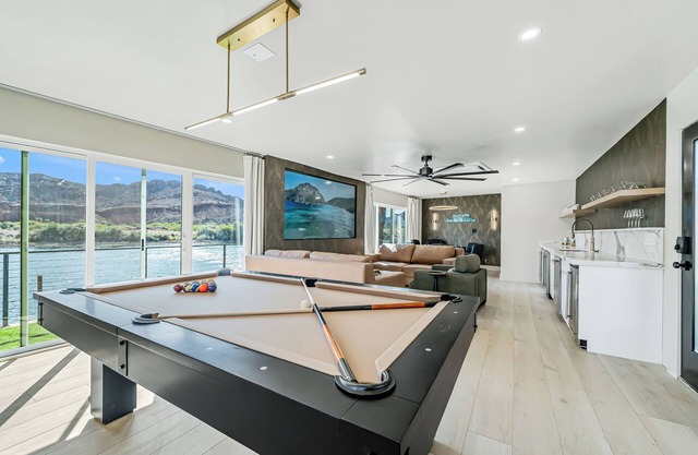 New! The VERY BEST vacation rental in Parker!