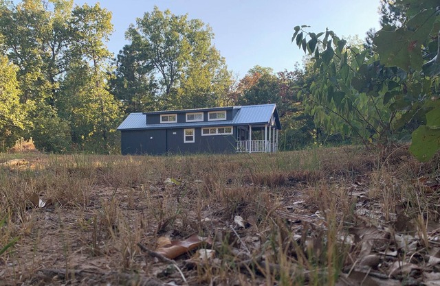 New Tiny Home on 16 heavily-wooded acres in East Texas!