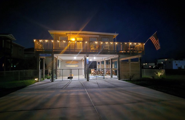 New to the Market Beach House - Sleeps 6 - Pet Friendly