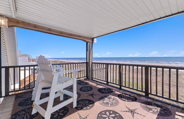 NEW TO THE MARKET - Beach Front