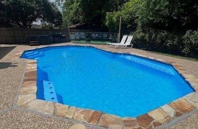 New to Vrbo Pool, Game room w/ arcades, Hot tub, Outdoor living, BBQ, firepit
