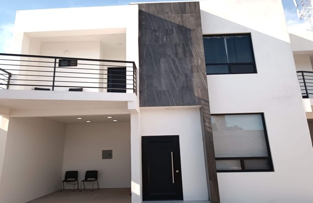 New Town Condo Casamar 2 near the beach